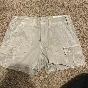 american eagle 90’s boyfriend shorts